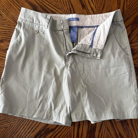 Shorts - Picture 1 of 3